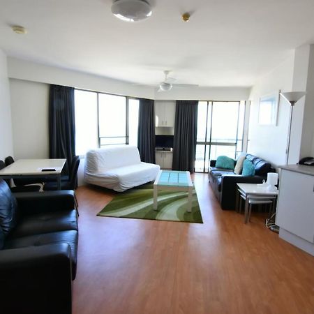 Surfers Holiday Apartments Голд-Кост Экстерьер фото