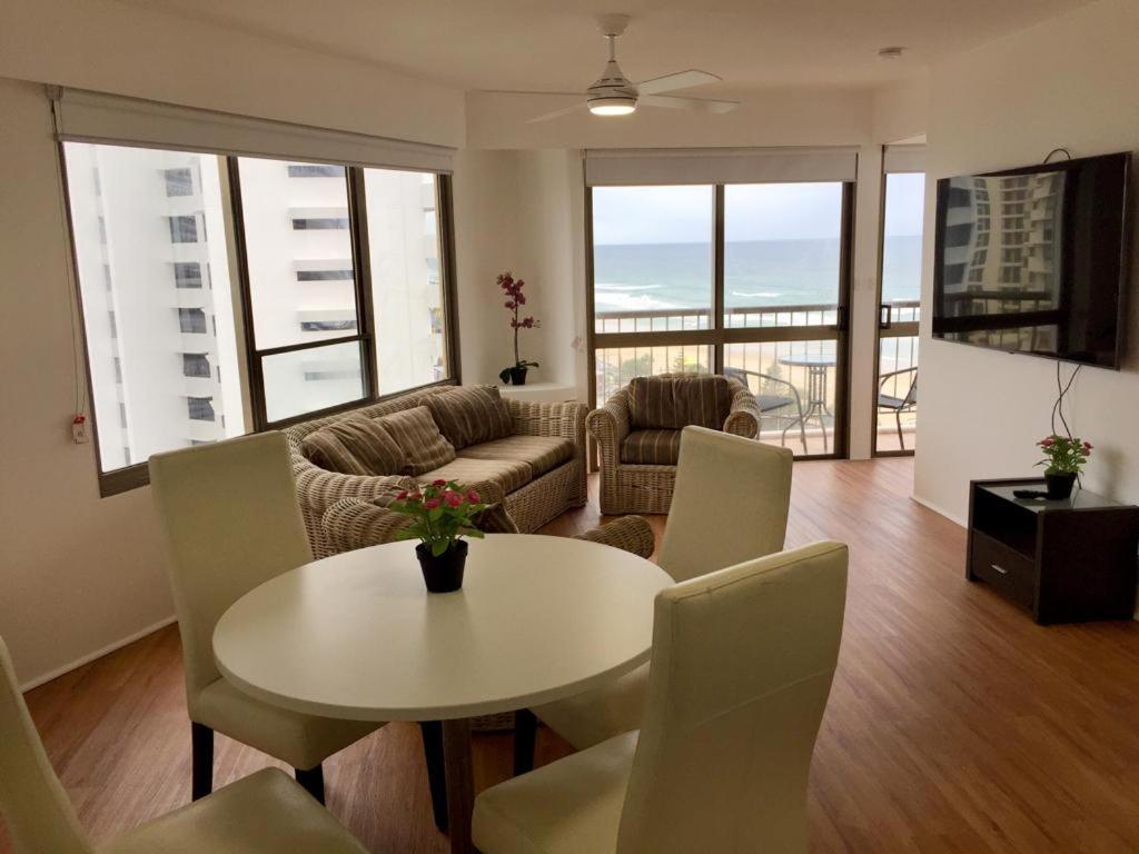 Surfers Holiday Apartments Голд-Кост Экстерьер фото