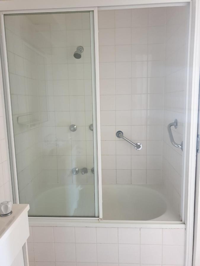 Surfers Holiday Apartments Голд-Кост Экстерьер фото
